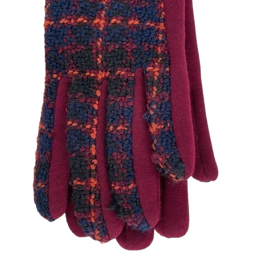 TPO Fashion Gloves NWT Smartphone Touch Maroon Blue Checkered Print Small S